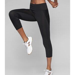 Athleta Stealth Capri 19" - S Black